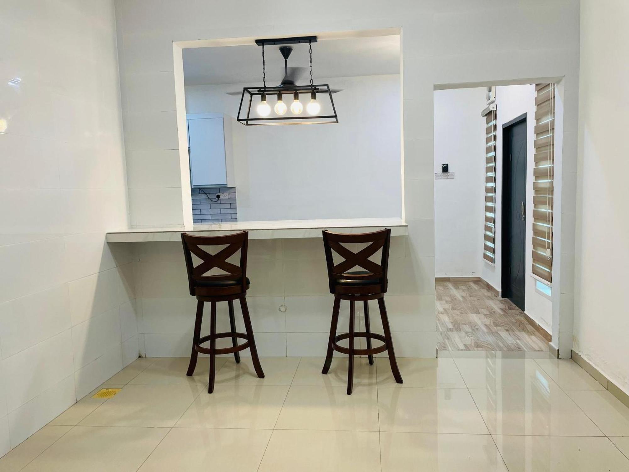 Nazirin Homestay No 27 Tmn Desa Manjung Lumut Ngoại thất bức ảnh